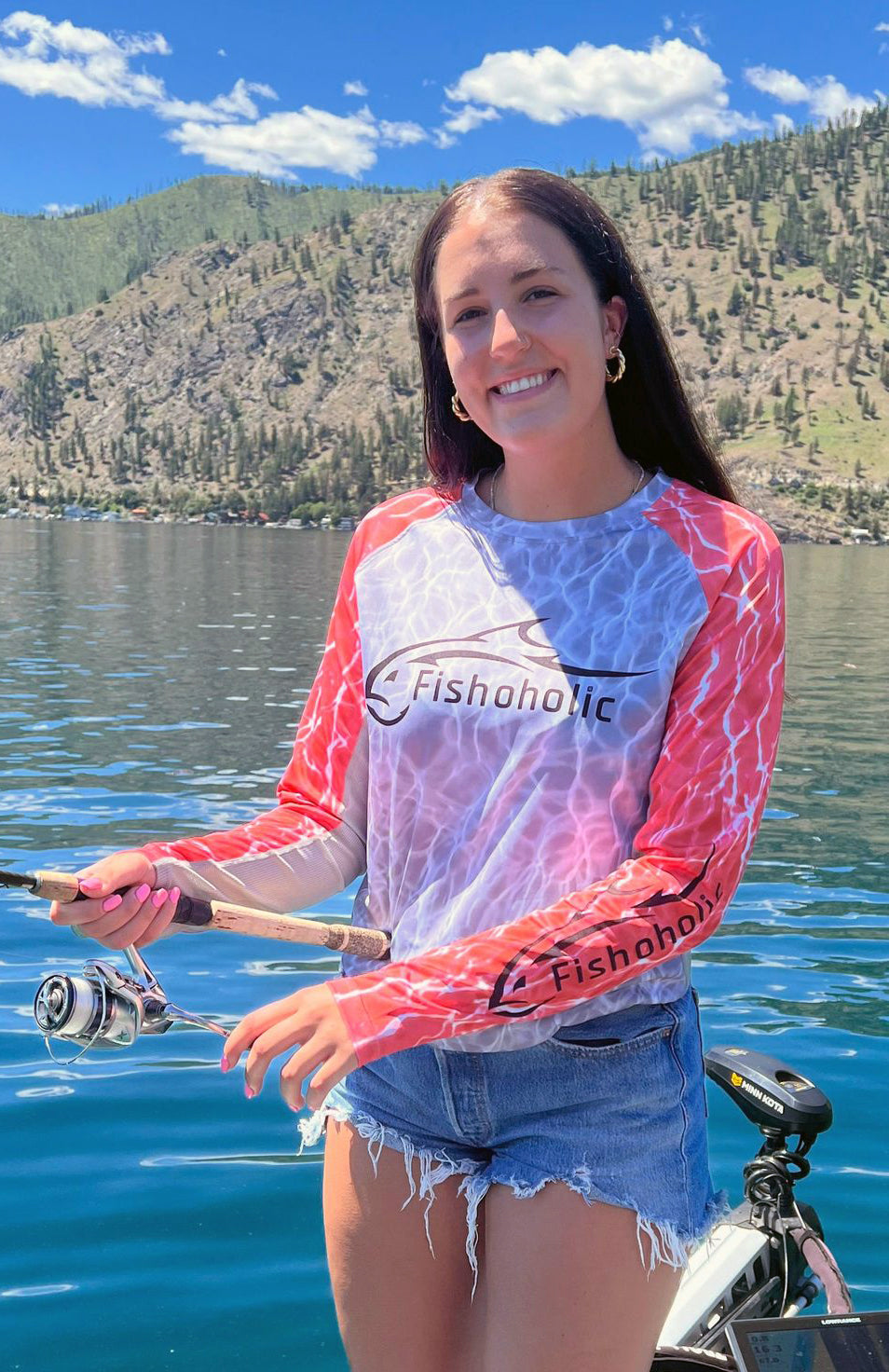 Fishoholic wmLS_Coral Women's UPF50 Performance Fishing Shirt - Long Sleeve - Women's Cut - Breathable Quick Drying