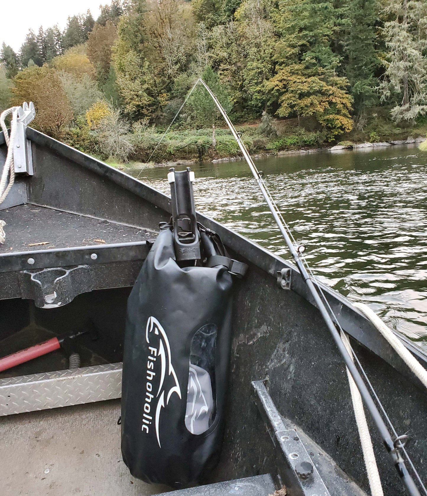 Fishoholic 2 pack Bundle - 5L & 30L Dry Bags - 2 Waterproof Gear Bags - Fail-Safe Snaps - Tough & Durable