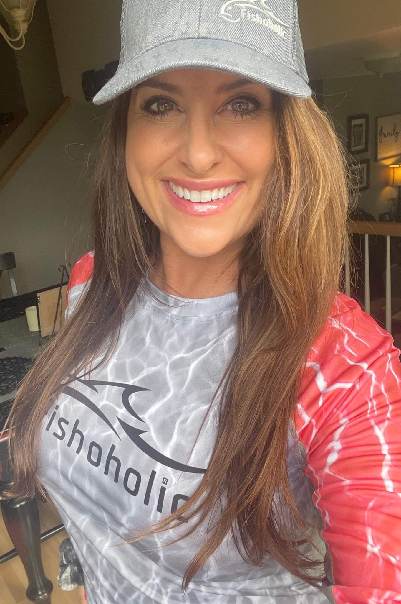 Fishoholic wmLS_Coral Women's UPF50 Performance Fishing Shirt - Long Sleeve - Women's Cut - Breathable Quick Drying