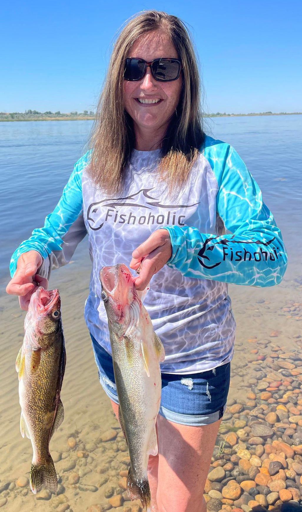  Fishoholic UPF 50 Women's Performance Fishing Shirt - Long  Sleeve - Women's Cut - Breathable Quick Dry Sun Protection  (wm-LS-gryCORALh2o-S) : Clothing, Shoes & Jewelry