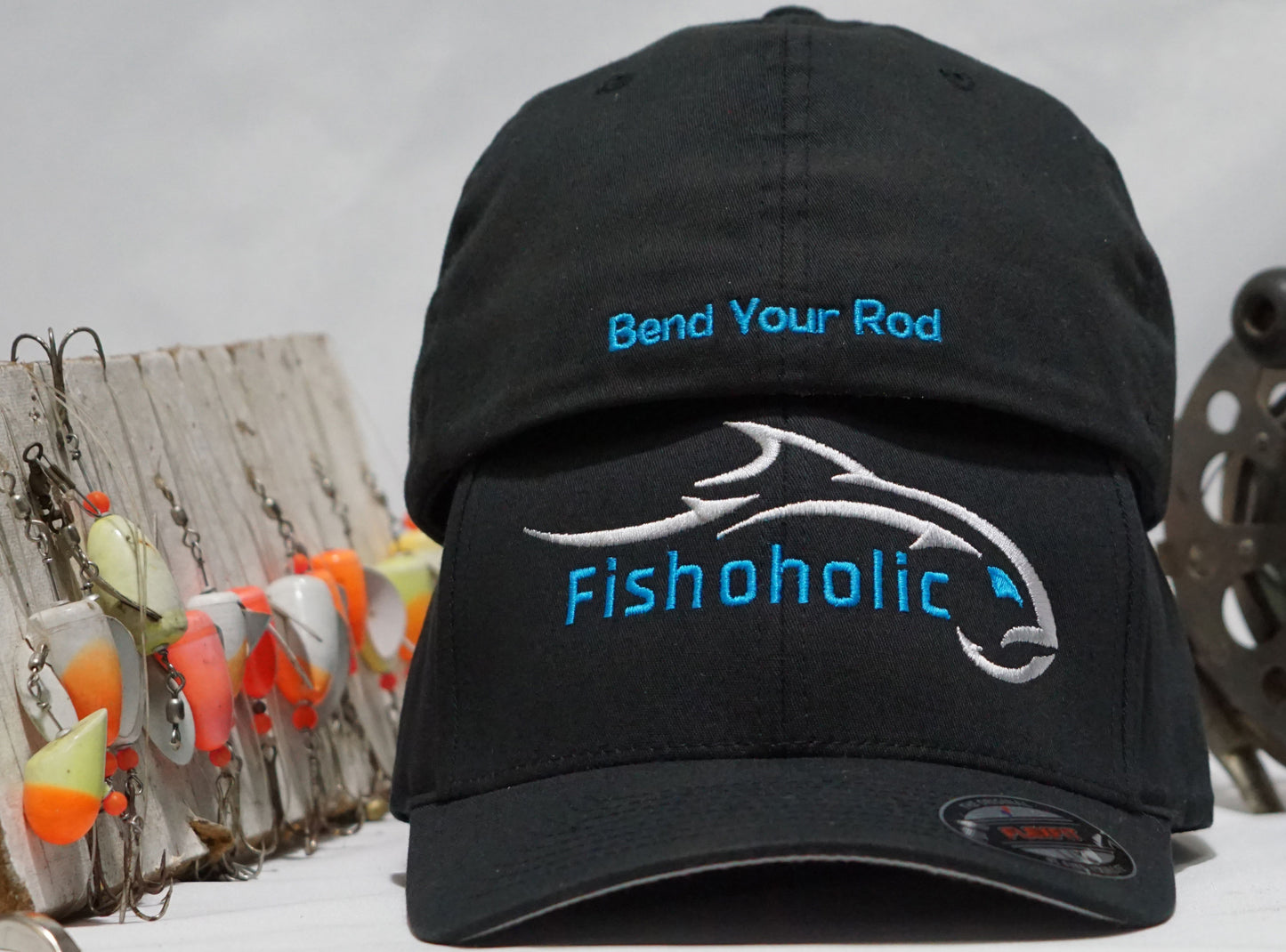 Fishoholic FlexFit Blk-BLU-s/m Fishing Hat – Semi-Fitted Fishing Hat (FF-BLU-s/m)